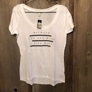 Express Wine Graphic Tee Top in White Size Small Women’s